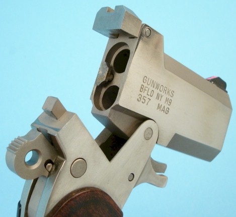 gunwor4.jpg (35861 octets)